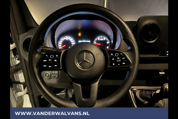 Mercedes-Benz Sprinter 315 CDI 150pk L3H2 Euro6 Airco | 360 Graden Camera | Navigatie | Apple Carplay Android Auto, Cruisecontrol, Parkeersensoren, Stoelverwarming, Chauffeursstoel, Bijrijdersbank