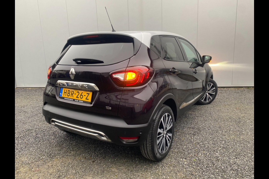 Renault Captur 1.2 TCe Initiale Paris | Automaat|2 kleuren Leder|Stoelverw|Cruise|Navigatie|Camera|PDC