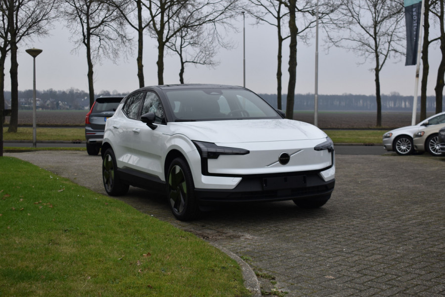 Volvo EX30 Extended Range Plus 69 kWh | 6000,- korting | Climate Pack | Apple Carplay | H&K | Camera | 19'LMV | ACC