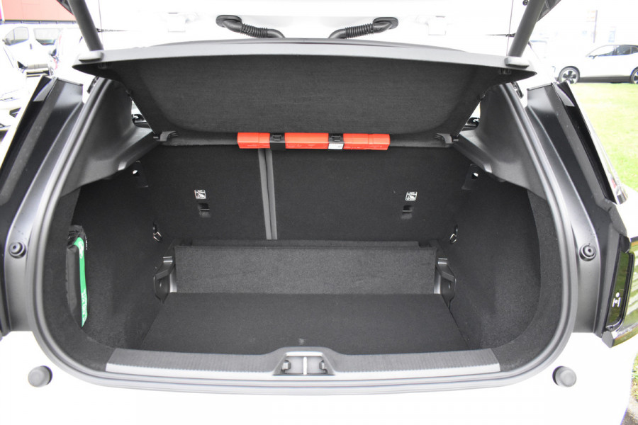 Volvo EX30 Extended Range Plus 69 kWh | 6000,- korting | Climate Pack | Apple Carplay | H&K | Camera | 19'LMV | ACC