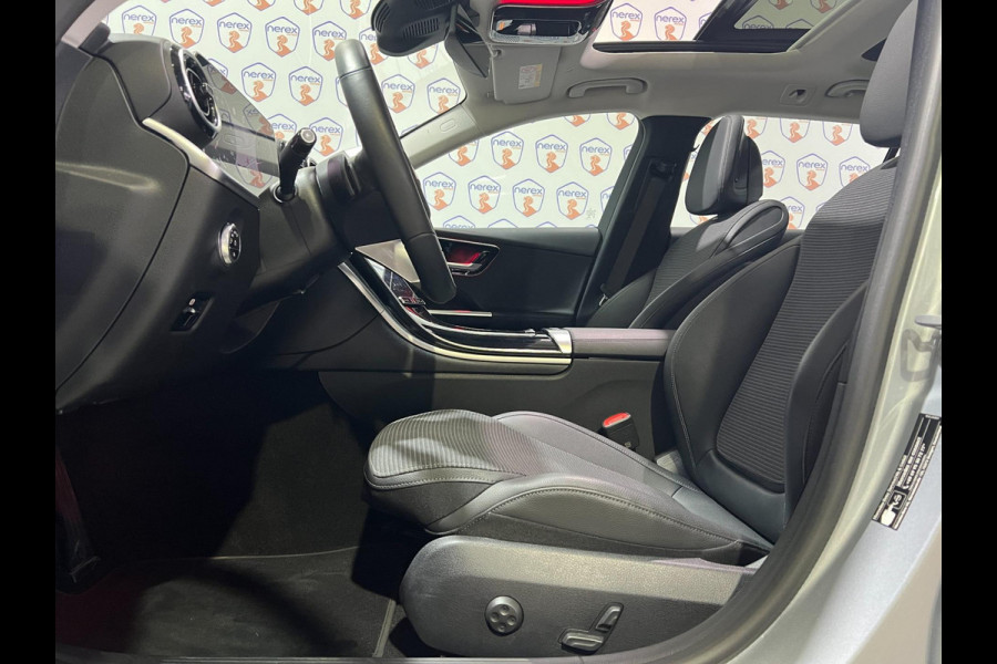 Mercedes-Benz C-Klasse Estate 180 Luxury Line | Pano | Carplay | Camera