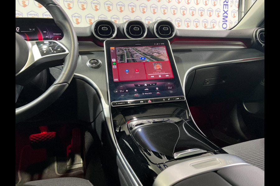 Mercedes-Benz C-Klasse Estate 180 Luxury Line | Pano | Carplay | Camera