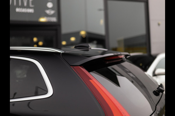 Volvo XC60 2.0 T4 R-Design | Pilot Assist | Trekhaak | Pano | HUD | Camera | Carplay | BLIS