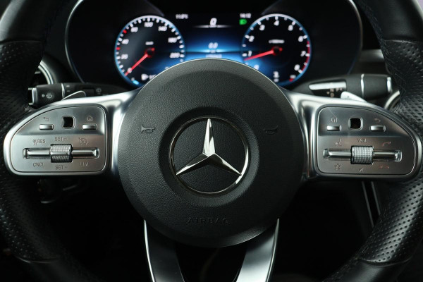 Mercedes-Benz C-Klasse 160 AMG Night | Trekhaak | Leder | Stoelverwarming | Camera | Navigatie | Full LED | Park Assist | Climate control