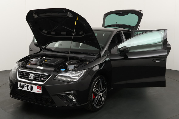 Seat Ibiza BWJ 2019 | 1.0 TSI 16PK FR Bus Intense | CLIMA | BEATS | CAMERA A | 18'' LMV \ PRIVACY GLASS | CARPLAY | SPORTSTOELEN |