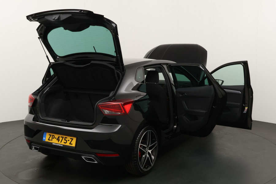 Seat Ibiza BWJ 2019 | 1.0 TSI 16PK FR Bus Intense | CLIMA | BEATS | CAMERA A | 18'' LMV \ PRIVACY GLASS | CARPLAY | SPORTSTOELEN |