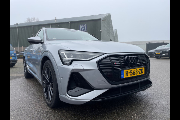 Audi e-tron 55 quattro S LINE 95 kWh BLACK PACK RIJKLAARPRIJS INCL. 12MND BOVAG