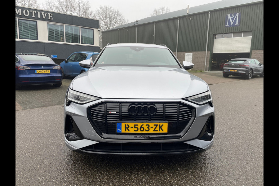 Audi e-tron 55 quattro S LINE 95 kWh BLACK PACK RIJKLAARPRIJS INCL. 12MND BOVAG