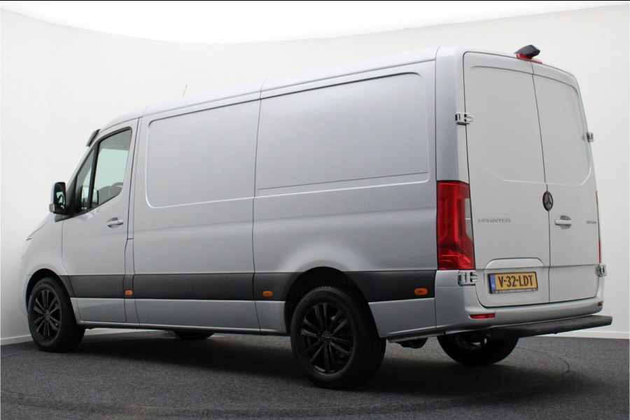 Mercedes-Benz Sprinter 317 CDI L2H1 Automaat Airco, Cruise, Camera, Navigatie, Apple CarPlay, Luchtgev. Stoel, 18''