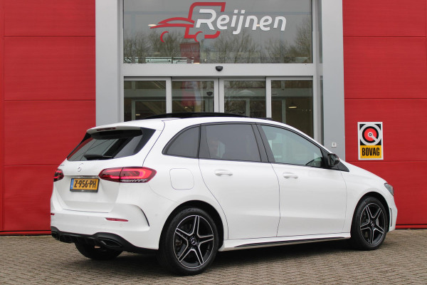 Mercedes-Benz B-Klasse 250 e 218PK EDITION AMG | PANORAMISCH SCHUIF/KANTEL DAK | SFEER VERLICHTING | VERKEERSLICHTEN WEERGAVE | LED HIGH PERFROMANCE KOPLAMPEN | APPLE CARPLAY/ANDROID AUTO | STOEL VERWARMING | NIGHT PAKKET | PARKEERSENSOREN VOOR EN ACHTER | CRUISE CONTROL |