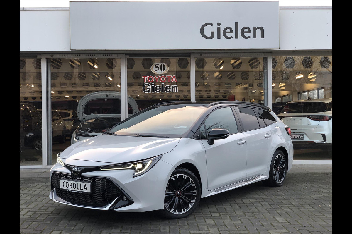 Toyota Corolla Touring Sports 1.8 Hybrid GR Sport | Nieuwe multimedia, Trekhaak, Navigatie, Parkeersensoren, Licht + Regensensor