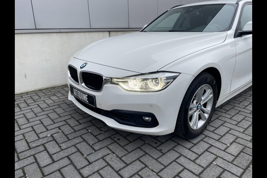 BMW 3 Serie Touring 318i Touring | LED | Cruise | Stoelverw. | Lane