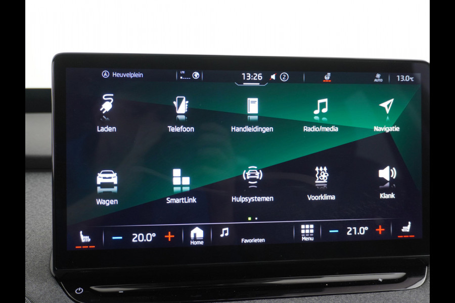 Škoda ENYAQ iV 80 Apple Carplay Android Auto Navi Pano-dak HUD Trekhaak Ecc Elec.Stoel met memory Adaptieve Cruise Control Camera Keyless Led P Stoelverwarming Bluetooth Dodehoek detector Draadloze tel.lader Lmv 20" Rijstrooksensor Regen-Lichtsensor 1e Eigenaar