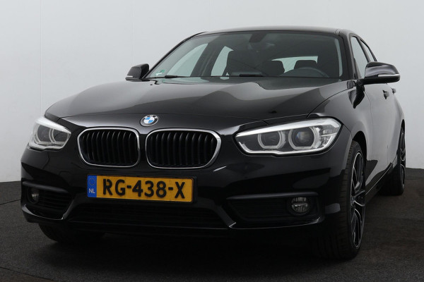 BMW 1-serie 118i Executive AANBIEDING!!! (NL auto, NAP, Navi, Airco 2 zones, PDC, Cruise Control, Etc)