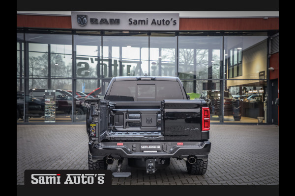 Dodge Ram 1500 LIMITED NIGHT H.O 540PK 706 Nm 2025 | XB9 | MASSAGE | BOM VOL | CREW CAB | DUBBELE CABINE | GRIJSKENTEKEN | 5 PERSOONS | DE MEEST LUXUEUZE en BEGEERDE Pick-up VOORRAAD NR 2348 - 5158