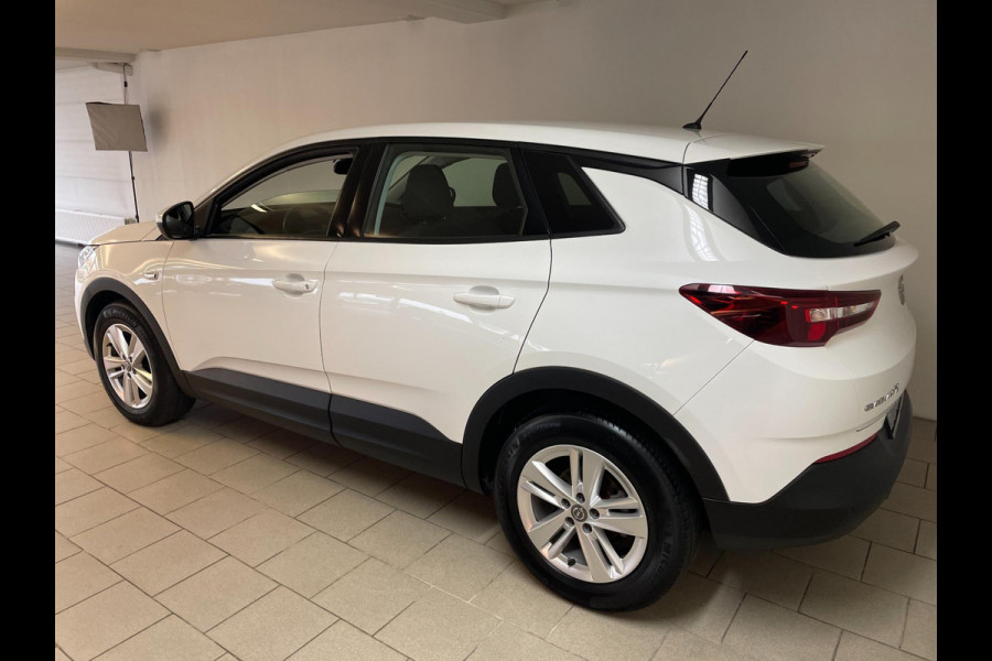 Opel Grandland X 1.2 Turbo Edition AIRCO NAVI CRUISE ELEK RAMEN CENT VERG VELGEN ZEER NETTE AUTO