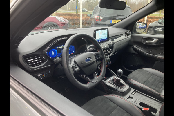 Ford Kuga 1.5 EcoBoost ST-Line X 150pk/110kW 6-bak | Alarm installatie | Winter Pack | etc. etc.