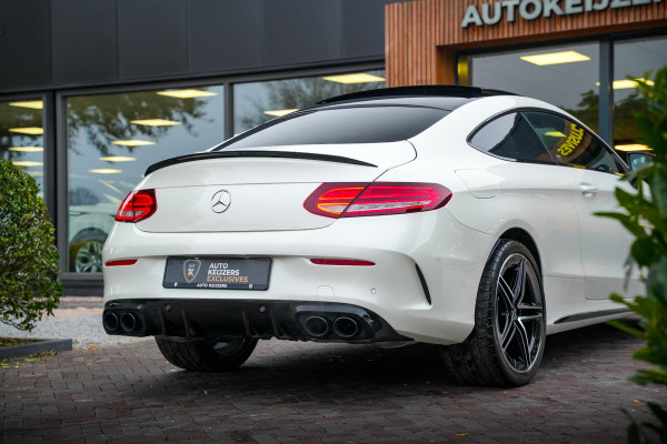 Mercedes-Benz C-Klasse Coupé AMG 43 4MATIC Panodak Burmester Schaalstoelen Ambient Keyless 360 Cam