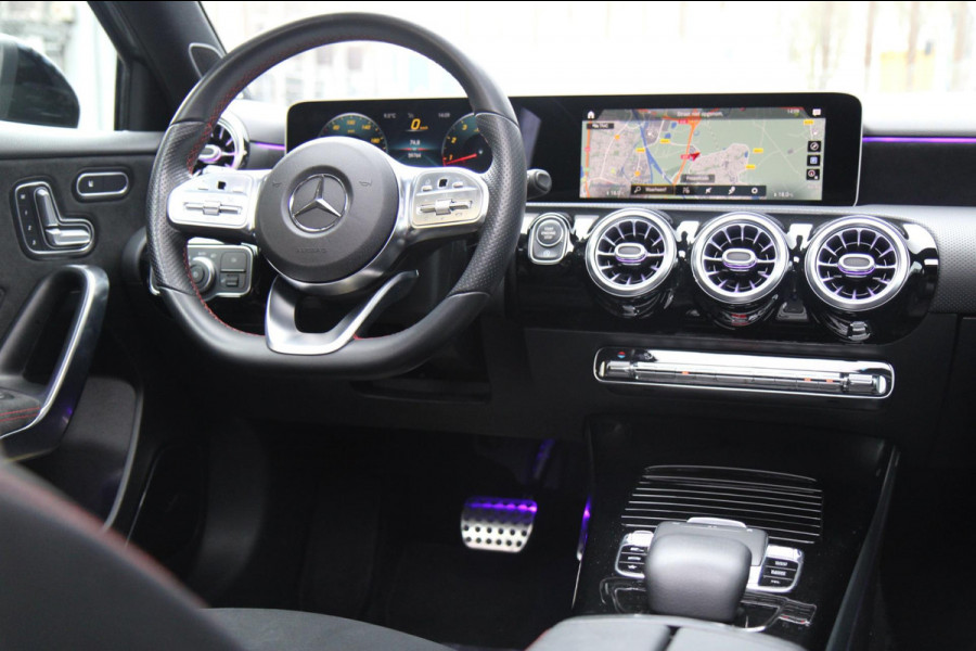 Mercedes-Benz A-Klasse 200 AMG/PANO/SFEERV/CARPLAY/MEMORY/VOLL