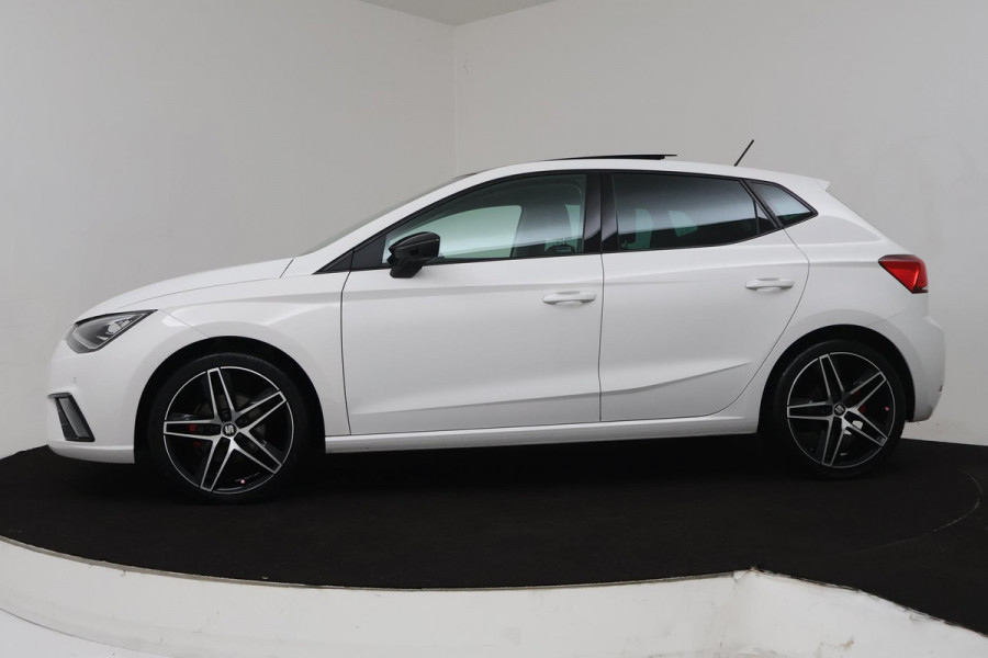 Seat Ibiza 1.0 TSI FR Business Intense Automaat (PANODAK, STOELV, CAMERA, PDC, ADAPTIVE, NAVIGATIE, NL-AUTO, GOED ONDERHOUDEN)