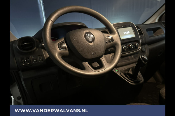 Renault Trafic 2.0 dCi 120pk L2H1 Euro6 Airco | Navigatie | LED | Trekhaak | Cruisecontrol | Parkeersensoren Bijrijdersbank