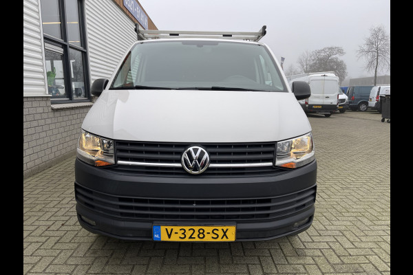 Volkswagen Transporter 2.0 TDI L1H1 Comfortline / vaste prijs rijklaar € 17.950 ex btw / Bott ingerichte laadruimte / lease vanaf € / airco / cruise / imperial / euro 6 diesel / trekhaak !