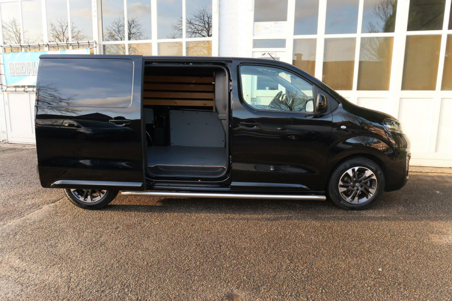 Opel Vivaro 120PK|Innovation|NAVI|Trekhaak|Camera|stoelverw.|Compleet & NETJES!