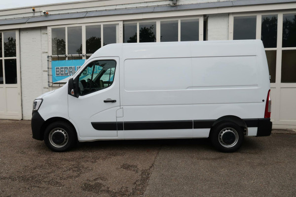 Renault Master 135PK L2H2 EDITION 1eEig, Camera, Cruise, PDC, betimmering, trekhaak NETJES!