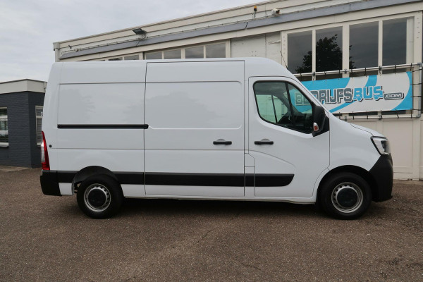 Renault Master 135PK L2H2 EDITION 1eEig, Camera, Cruise, PDC, betimmering, trekhaak NETJES!