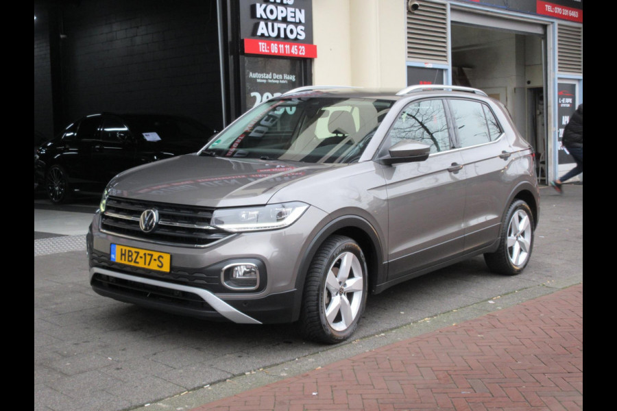 Volkswagen T-Cross 1.0 TSI Style Aut Leer Clima Carplay