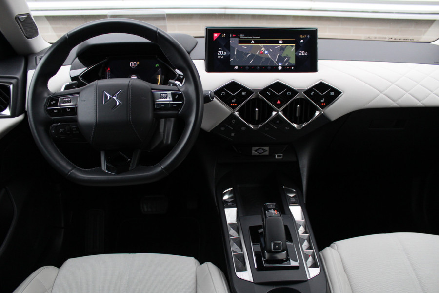 DS DS 3 Crossback 1.2 PureTech 155PK Rivoli | Massage | Leder | Head-Up | Focal Audio