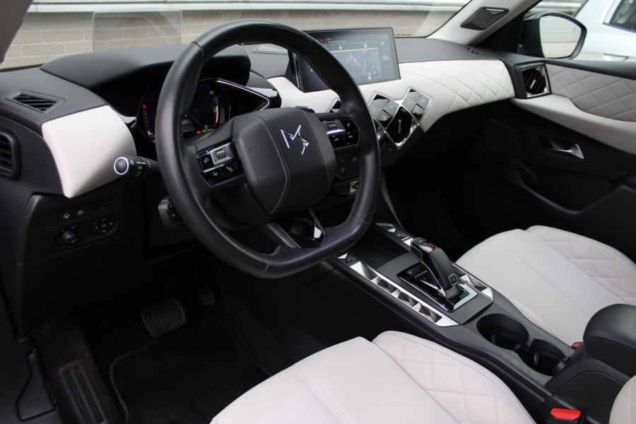 DS DS 3 Crossback 1.2 PureTech 155PK Rivoli | Massage | Leder | Head-Up | Focal Audio