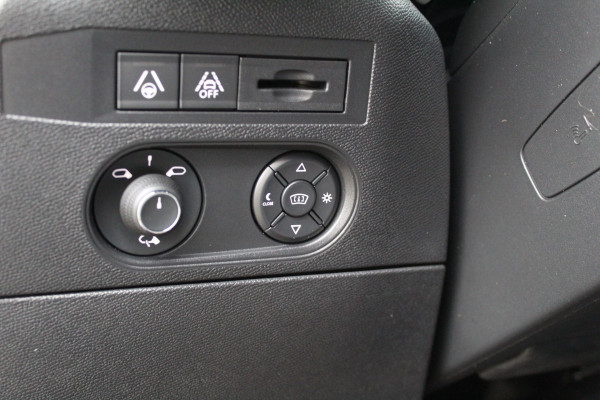 DS DS 3 Crossback 1.2 PureTech 155PK Rivoli | Massage | Leder | Head-Up | Focal Audio