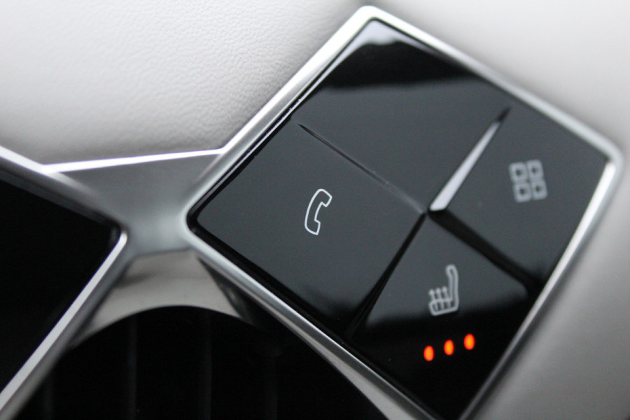 DS DS 3 Crossback 1.2 PureTech 155PK Rivoli | Massage | Leder | Head-Up | Focal Audio
