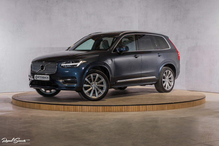 Volvo XC90 2.0 T8 Recharge AWD Plus Bright | Long range | Luchtvering | Zwenkbare trekhaak | Panorama dak | Harman Kardon | Apple carplay |