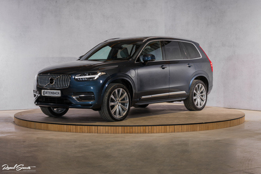 Volvo XC90 2.0 T8 Recharge AWD Plus Bright | Long range | Luchtvering | Zwenkbare trekhaak | Panorama dak | Harman Kardon | Apple carplay |