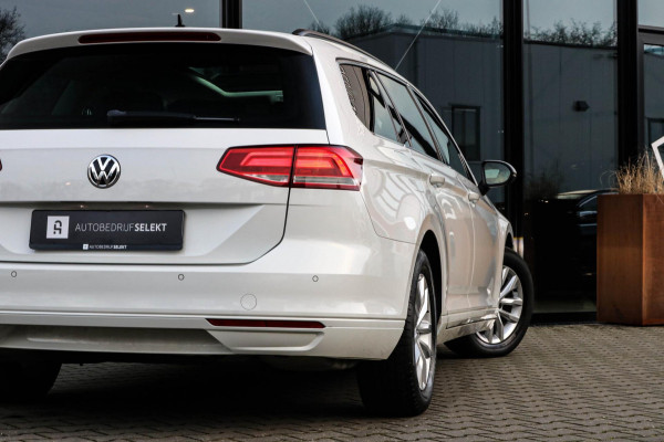 Volkswagen Passat Variant 1.5 TSI Highline - PANO - MATRIX - 360 CAM