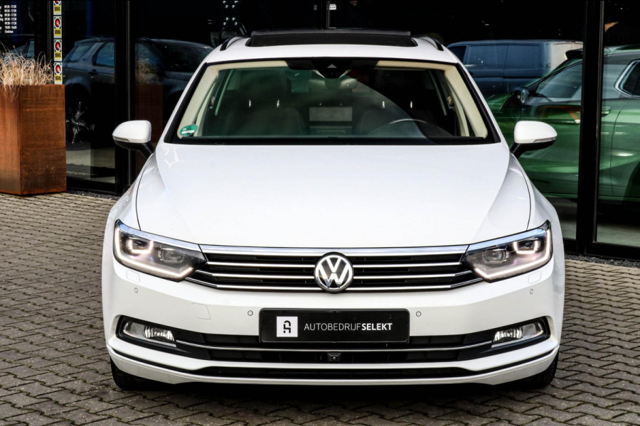 Volkswagen Passat Variant 1.5 TSI Highline - PANO - MATRIX - 360 CAM