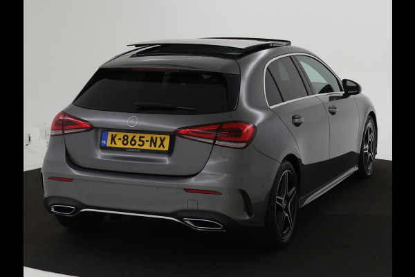 Mercedes-Benz A-Klasse 180 Business Solution AMG | Panoramadak | 5 spaaks lichtmetalen velgen | MBUX wide screen | Navigatie | Parking support | Inclusief 24 maanden MB Certified garantie voor Europa.