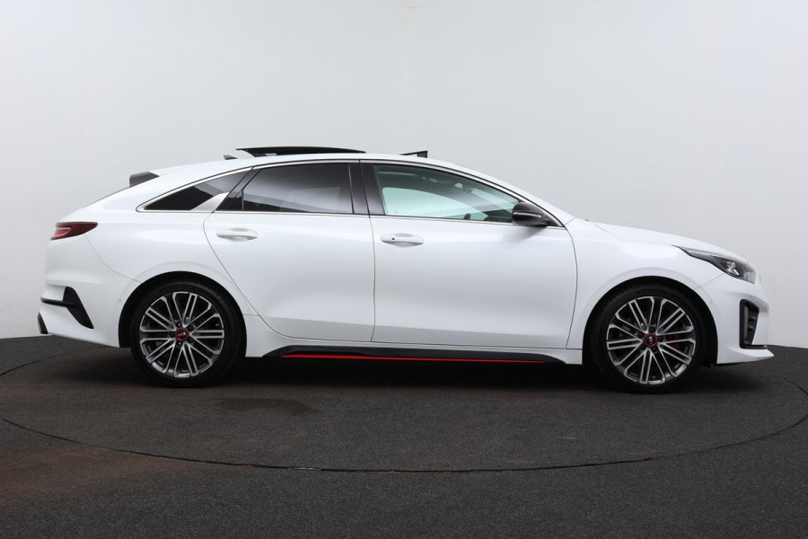 Kia ProCeed 1.6 T-GDI GT (Goed OnderH, Panorama, Navi, Camera, Stoel/Stuur Verwarming, PDC V+A, Etc)