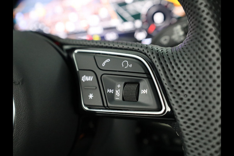 Audi Q2 35 TFSI S Edition 150 pk S-tronic | Private lease vanaf € 638,- pm | Verlengde garantie | Navigatie | Parkeersensoren achter | Adaptieve cruise control | Stoelverwarming | Matrix LED koplampen | S-line |