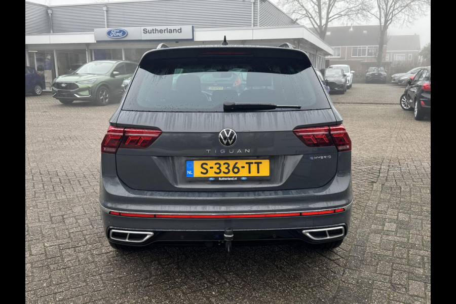 Volkswagen Tiguan 1.4 TSI eHybrid R-Line Business+ 245pk PHEV | Automaat | Trekhaak | Adaptieve Cruise | Stoelverwarming | 1.800kg Trekgewicht