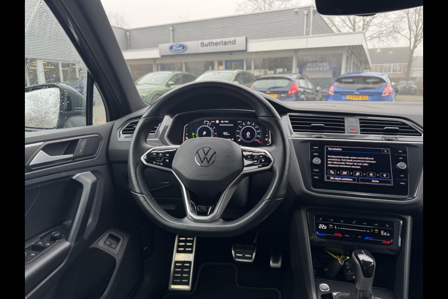 Volkswagen Tiguan 1.4 TSI eHybrid R-Line Business+ 245pk PHEV | Automaat | Trekhaak | Adaptieve Cruise | Stoelverwarming | 1.800kg Trekgewicht