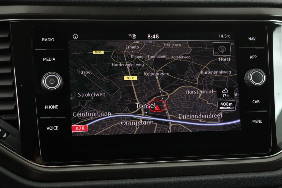 Volkswagen T-Roc 1.0 TSI Style | Carplay | Adaptive cruise | Climate control | Navigatie | PDC | Bluetooth | Getint glas