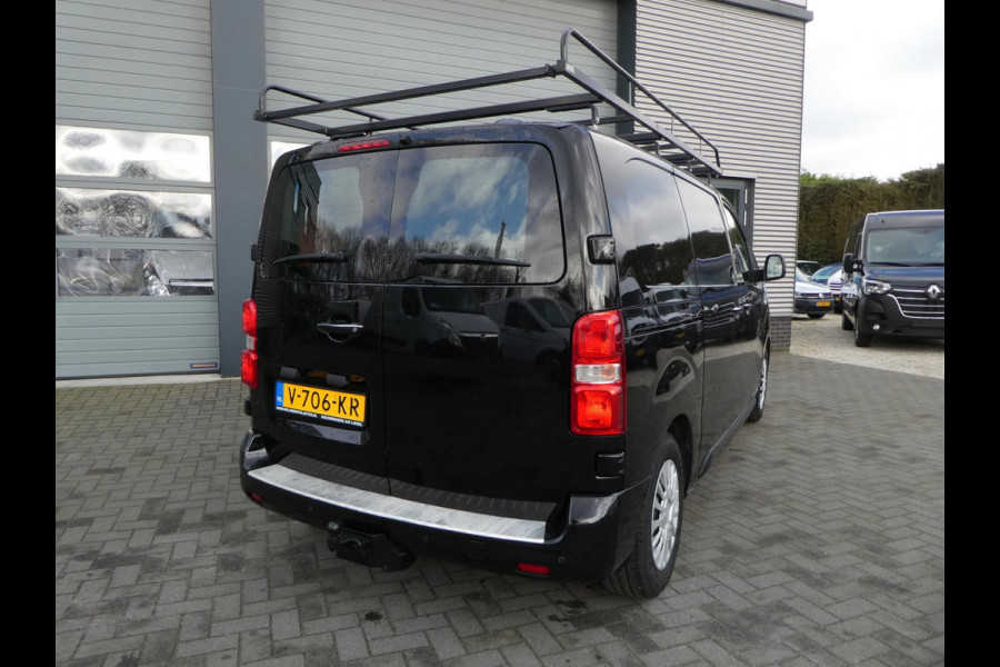 Toyota ProAce Worker 1.6 D-4D L2 Airco, Navigatie, PDC, 3-Zits.