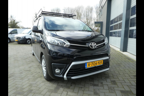 Toyota ProAce Worker 1.6 D-4D L2 Airco, Navigatie, PDC, 3-Zits.