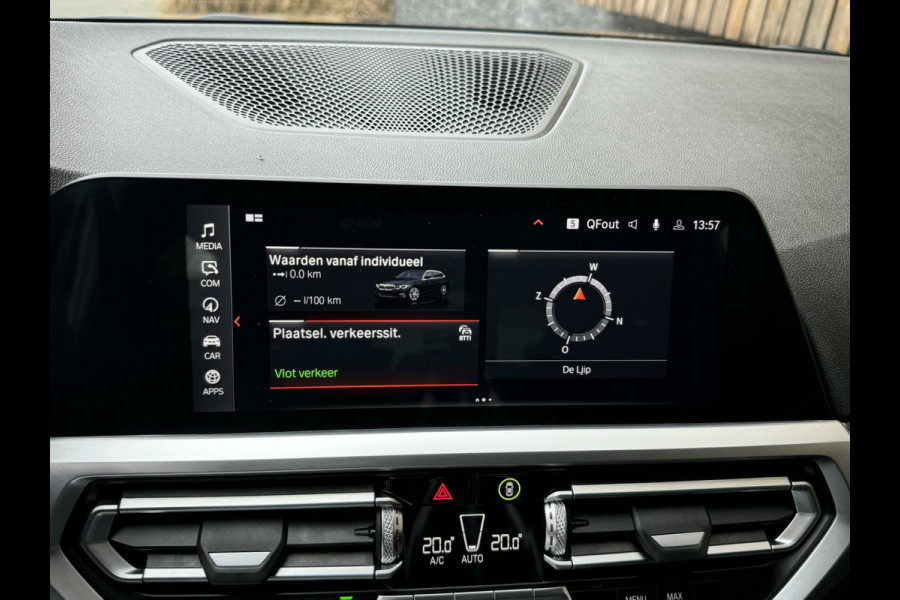 BMW 3 Serie Touring 318i Executive Automaat | Half-leer | LED koplampen | Navigatiesysteem | Apple CarPlay | Climate control | Sport Line |