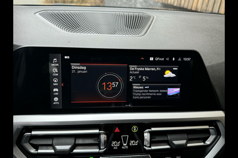 BMW 3 Serie Touring 318i Executive Automaat | Half-leer | LED koplampen | Navigatiesysteem | Apple CarPlay | Climate control | Sport Line |