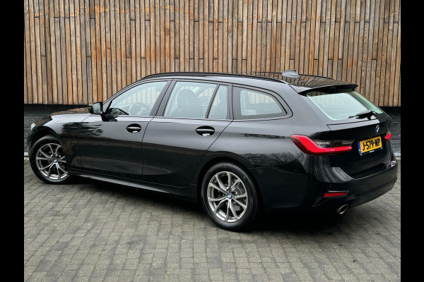 BMW 3 Serie Touring 318i Executive Automaat | Half-leer | LED koplampen | Navigatiesysteem | Apple CarPlay | Climate control | Sport Line |