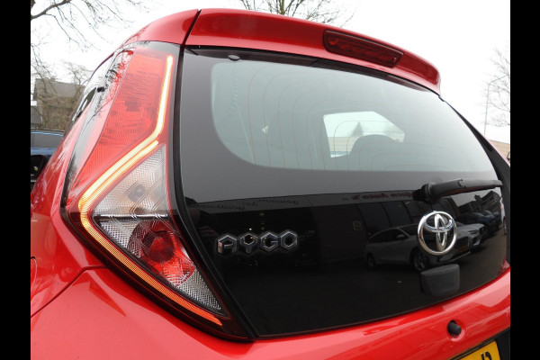 Toyota Aygo 1.0 VVT-i X-Fun AIRCO!